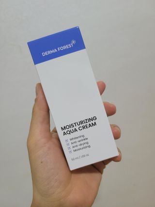 더마포레스트 모이스처라이징 아쿠아크림 / 수분크림 히알루론산 펩타이드 보습 미백 주름개선 — 5점을 준 리뷰어가 2021년 6월 올린 사용 사진