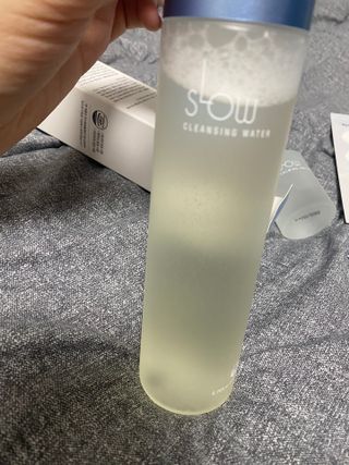 슬로우 스킨스 슬로우 화산송이 클렌징 워터 — 4점을 준 리뷰어가 2021년 6월 올린 사용 사진