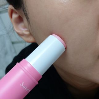 스킨큐어 산다화 카멜리아 안티 링클 멀티밤 — 5점을 준 리뷰어가 2022년 11월 올린 사용 사진