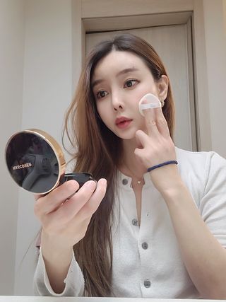 웰피아생활건강 웰피아마스커버_올인원커버쿠션(21호, 23호) — 4점을 준 리뷰어가 2023년 2월 올린 사용 사진