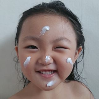 젠바이오 코스메틱스 젠바이오수딩크림]   가려운 피부 & 아토피 원픽 크림 — 5점을 준 리뷰어가 2022년 7월 올린 사용 사진