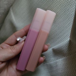 [블랙루즈]하프앤하프틴트 10종 中 택1+랜덤1 — 5점을 준 리뷰어가 2021년 2월 올린 사용 사진