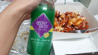 몽베스트 Montbest with Sparkling water Lemon OR Lime 20병(랜덤) — 4.5점을 준 리뷰어가 2021년 10월 올린 사용 사진