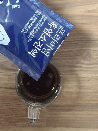 참앤들황토농원 국내산 흑염소를 정성스럽게 담은, 프리미엄 흑염소 진액 70ml x 30포 1박스 — 5점을 준 리뷰어가 2023년 1월 올린 사용 사진
