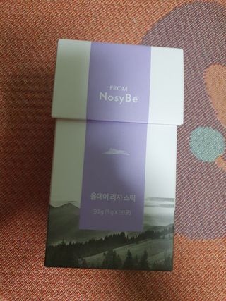 프롬노시베_이너뷰티 올데이 리지 스틱 — 5점을 준 리뷰어가 2021년 7월 올린 사용 사진