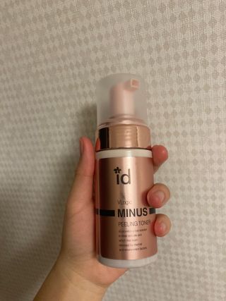 아이디플라코스메틱 아이디 브이로직 마이너스 필링 토너 110ml — 5점을 준 리뷰어가 2022년 1월 올린 사용 사진