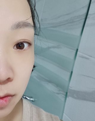 프리마인 메이크업과 들뜨는 각질까지 한방에 깐달걀로! 순하기까지한 셀베이스 그린티클렌저(200ml) — 4점을 준 리뷰어가 2023년 5월 올린 사용 사진