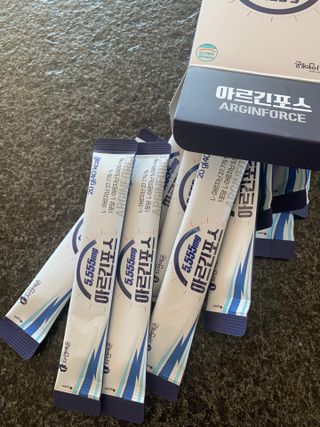 자연에온 아르긴포스 L-아르기닌 5555mg 스틱 15개입 1박스 — 5점을 준 리뷰어가 2022년 2월 올린 사용 사진
