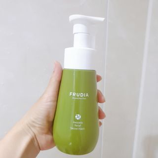 [후르디아] 아보카도 약산성 비건 여성 청결제 — 5점을 준 리뷰어가 2021년 7월 올린 사용 사진
