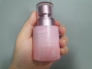 AHC 아우라 시크릿 톤업 벨벳 — 5점을 준 리뷰어가 2021년 5월 올린 사용 사진