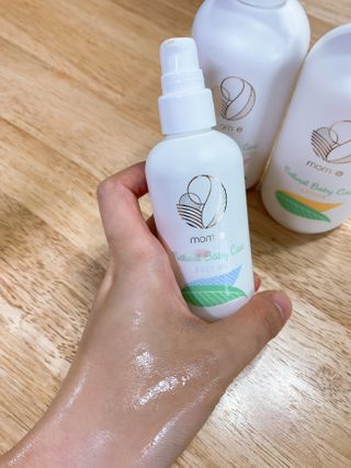 mom e 맘이 내추럴 베이비 케어 크림+바디오일 — 4점을 준 리뷰어가 2021년 1월 올린 사용 사진