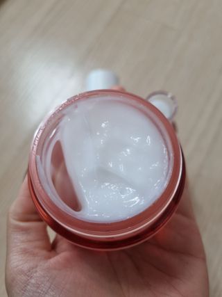 아이앤립 / EYENLIP 아이앤립 연어오일 리바이탈라이징 토너+앰플+크림 3종 세트 — 5점을 준 리뷰어가 2021년 5월 올린 사용 사진