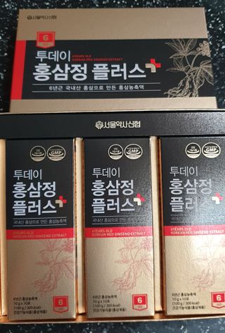 서울약사신협_투데이홍삼정플러스스틱_10g x 30포 — 5점을 준 리뷰어가 2021년 2월 올린 사용 사진