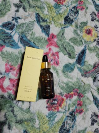 스킨큐어 산다화 비타민c 화이트닝 에센스 30ml — 4점을 준 리뷰어가 2022년 3월 올린 사용 사진