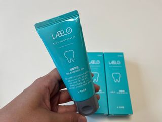 치과에서 쓰는 치약 _ 라벨제로 저불소 꼬마, 키즈, 유아, 베이비, 주니어 안전한 어린이치약 — 5점을 준 리뷰어가 2022년 11월 올린 사용 사진
