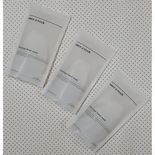 원스어윅 핸드워시 모링가향 본품1 + 리필파우치3 — 5점을 준 리뷰어가 2021년 1월 올린 사용 사진