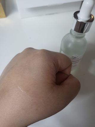오투에니원 갈락토미세스 리바이탈라이징 프리미엄 화이트닝 에센스 50ml — 5점을 준 리뷰어가 2023년 2월 올린 사용 사진