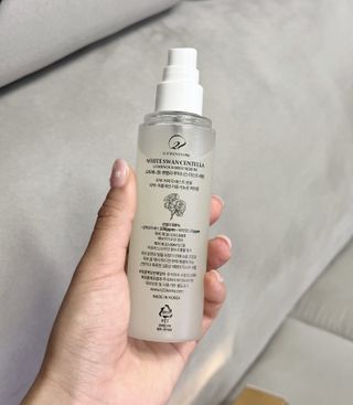 오투에니원 화이트스완 센텔라 루미너스 미스트 세럼 100ml — 4점을 준 리뷰어가 2023년 1월 올린 사용 사진