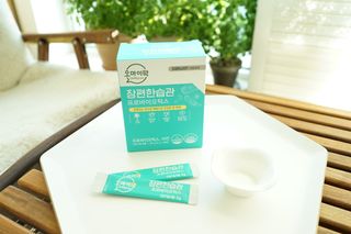 [유산균] 오마이락 장편한습관 프로바이오틱스 30P — 5점을 준 리뷰어가 2022년 11월 올린 사용 사진