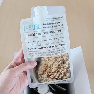 다미즐 [아이슈어] 맛있는 관리의 시작 그래놀라 풀믹스 쉐이크 4종 택 1/7일분/초콜릿, 고구마, 곡물, 바나나 — 5점을 준 리뷰어가 2021년 4월 올린 사용 사진