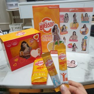 광동생활건강 [제니에디션] 비타500데일리스틱 gift set 60포+제니굿즈 3종+쇼핑백 — 5점을 준 리뷰어가 2021년 11월 올린 사용 사진