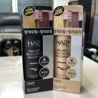 헤어플러스 블랙 컬러본드 샴푸 트리트먼트 300ml — 5점을 준 리뷰어가 2021년 4월 올린 사용 사진