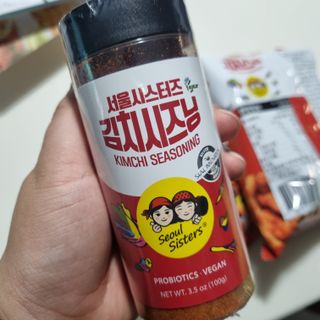 [서울시스터즈] 김치시즈닝 국내 최초 뿌려먹는 김치파우더 100g 1개+ 신제품 김치스낵 90g 2개 — 5점을 준 리뷰어가 2021년 8월 올린 사용 사진
