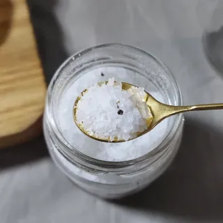 [딜리셔스코드] 타르투피 알레산드로 로시 트러플 소금 100g +트러플 오일 100ml set — 5점을 준 리뷰어가 2022년 6월 올린 사용 사진