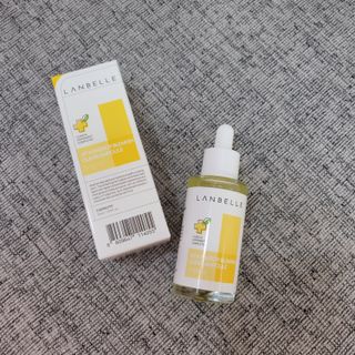 랑벨 비타 에너지 잡티 앰플 50ml 고농축 비타민, 저자극, 수분 촉촉, 미백 앰플 — 4점을 준 리뷰어가 2022년 3월 올린 사용 사진