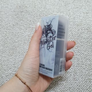 [바록스] 류현진 올인원 바디릴렉싱 몬스터겔 50ml — 5점을 준 리뷰어가 2021년 4월 올린 사용 사진
