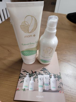 mom e 맘이 내추럴 베이비 케어 크림+바디오일 — 4점을 준 리뷰어가 2021년 1월 올린 사용 사진
