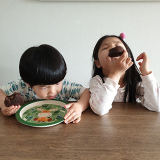 롯데제과 까망카스타드 더블초코 — 5점을 준 리뷰어가 2021년 5월 올린 사용 사진