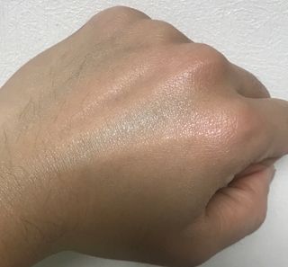 바르셀 톤업 무기자차 자외선차단제 순한 선크림 인텐시브 선 젠 50ml — 5점을 준 리뷰어가 2021년 11월 올린 사용 사진