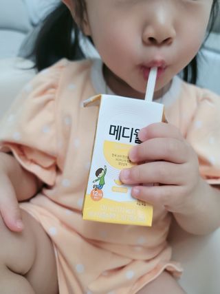메디웰 페디아드링크 미니 바나나맛 — 5점을 준 리뷰어가 2022년 8월 올린 사용 사진