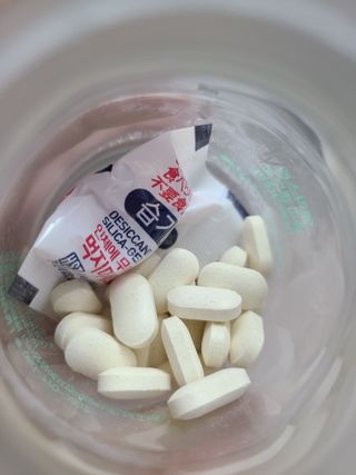 체인미 엘라스틴 콜라겐으로 이뻐진데이 500mg x 30정 — 4점을 준 리뷰어가 2021년 12월 올린 사용 사진