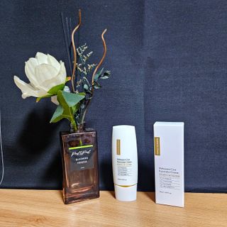 하이브리온 [쿠팡]멜라제로 시카엑소좀 크림 50ml PDRN 줄기세포 주름 미백기능성 피부과 병원입점, 1개, 50g — 5점을 준 리뷰어가 2025년 7월 올린 사용 사진
