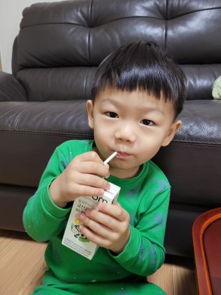 이롬 erom 황성주박사의 국산콩 두유 검은콩과 17곡 — 5점을 준 리뷰어가 2020년 12월 올린 사용 사진