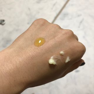 마리엔메이  이데베논 블랙베리 보습 크림 + 세럼 — 4.5점을 준 리뷰어가 2021년 10월 올린 사용 사진