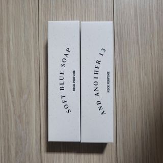멈칫(MUMCHIT) 넥퍼퓸 NECKPERFUME 2가지 향 — 5점을 준 리뷰어가 2021년 12월 올린 사용 사진