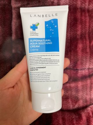 랑벨 수퍼내츄럴 아쿠아 수딩 크림 100ml — 5점을 준 리뷰어가 2022년 4월 올린 사용 사진