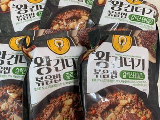 한성기업 무볼레 왕건더기 볶음밥 갈릭스테이크 — 4.5점을 준 리뷰어가 2021년 10월 올린 사용 사진