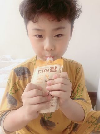 [몸엔용] 우리 아이 건강간식, 달콤한 녹용곤약젤리 디어팡 4종 — 5점을 준 리뷰어가 2021년 8월 올린 사용 사진