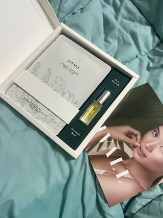 리브얼 | LIVALL 바이오셀룰로오스 마스크 레스트 앤 글로우 33ml  x 3개입 — 5점을 준 리뷰어가 2022년 7월 올린 사용 사진