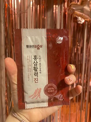힘내라김홍삼 홍삼활력진 50ml x 5포 — 5점을 준 리뷰어가 2021년 4월 올린 사용 사진