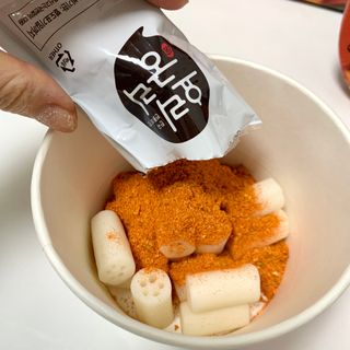 프리 [요리궁리] 타입 B (매콤,치즈,매콤까르보) 꽃떡볶이 6개입 세트 — 5점을 준 리뷰어가 2024년 12월 올린 사용 사진
