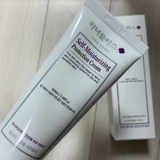 셀프 모이스처라이징 프로텍션 크림 셀프 모이스처라이징 프로텍션크림 — 4점을 준 리뷰어가 2022년 4월 올린 사용 사진