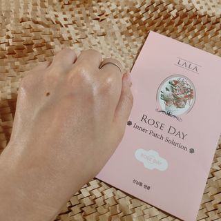 라라로즈데이 시즌2 천연 아로마오일 Y존 케어 속옷향수 이너퍼퓸 5ml  여성의 자존감을 UP시키자 — 5점을 준 리뷰어가 2021년 10월 올린 사용 사진