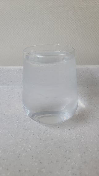 몽베스트 Montbest with Sparkling water Plain 20병 — 5점을 준 리뷰어가 2021년 10월 올린 사용 사진