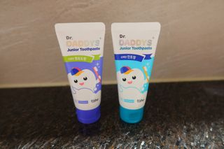 닥터데디스 안심불소 튼튼치약(청포도, 민트 중 택 1) 60g + 여행용 미니 치약 15g — 5점을 준 리뷰어가 2022년 8월 올린 사용 사진