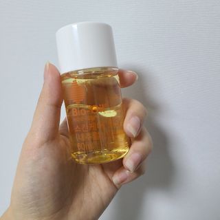 바이오오일 [바이오-오일] 스킨케어 오일 내추럴 60ml — 5점을 준 리뷰어가 2021년 11월 올린 사용 사진